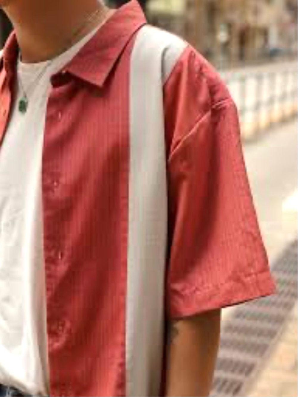 Van Heusen Short Sleeve Retro -Style Button-Down Shirt-Large